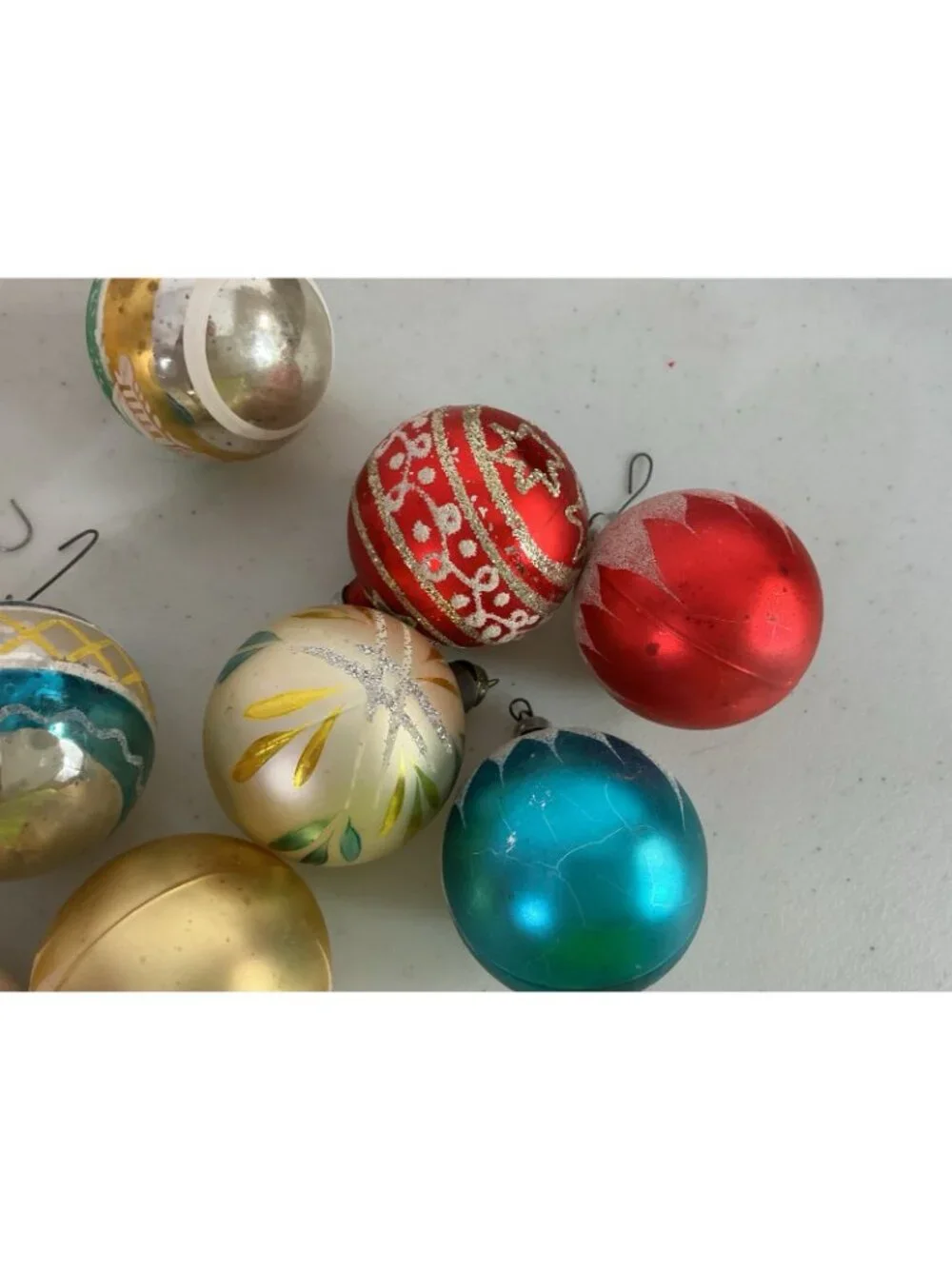 Vintage Frosted Glass Christmas Tree Ornaments Balls Lot of 12